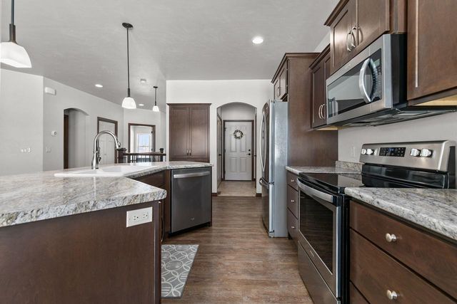 1857 N MARGARET STREET, Appleton, WI 54913