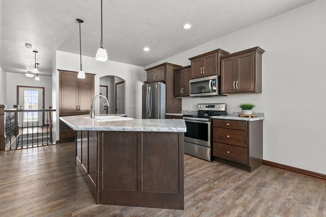 1857 N MARGARET STREET, Appleton, WI 54913