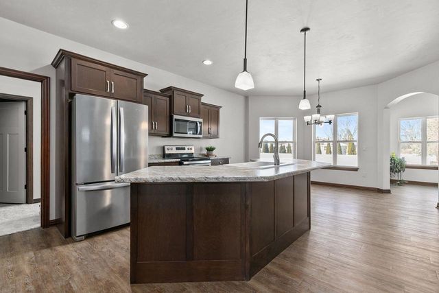 1857 N MARGARET STREET, Appleton, WI 54913