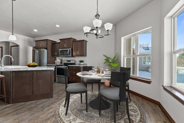 1857 N MARGARET STREET, Appleton, WI 54913