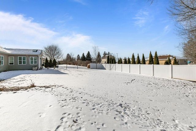 1857 N MARGARET STREET, Appleton, WI 54913