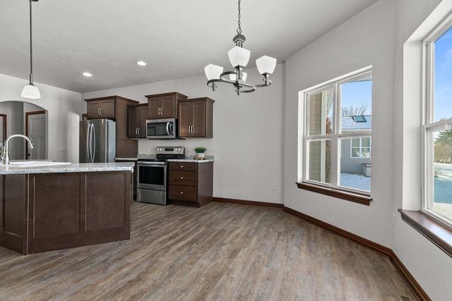 1857 N MARGARET STREET, Appleton, WI 54913