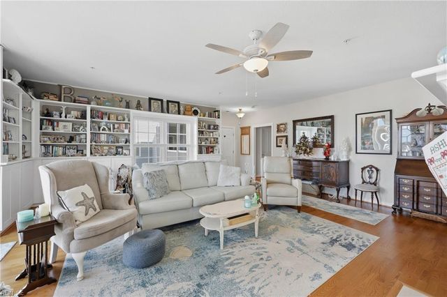 8342 N View BLVD, Norfolk, VA 23518