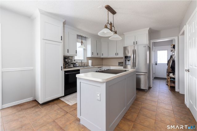 5 Plungis Road, Watertown, CT 06795