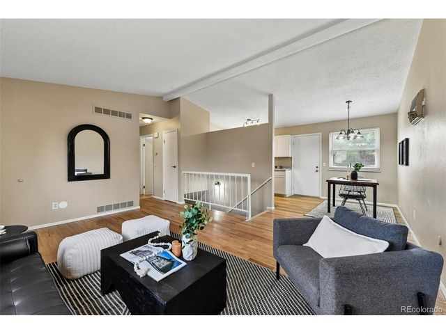 3968 S Truckee St, Aurora, CO 80013