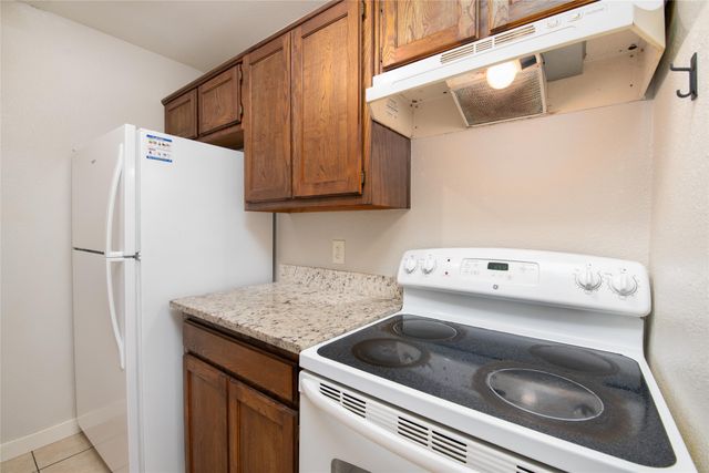 1717 Meadow Oak Street, Denton, TX 76209