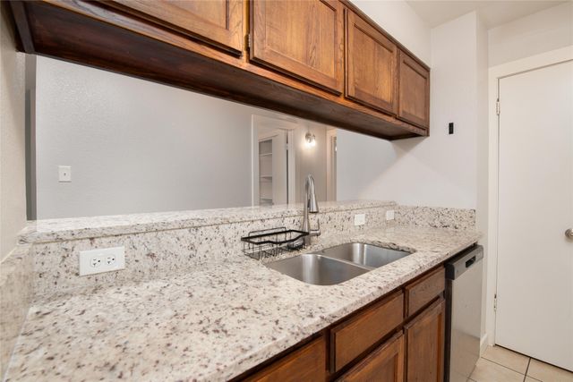 1717 Meadow Oak Street, Denton, TX 76209