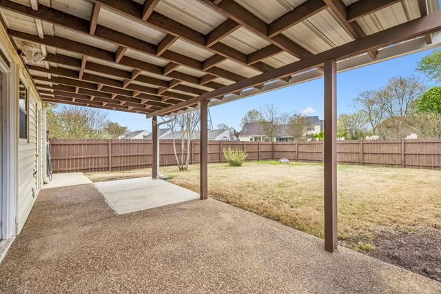 6565 Hickory Meadow Drive, Chattanooga, TN 37421