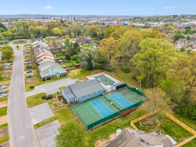 6565 Hickory Meadow Drive, Chattanooga, TN 37421