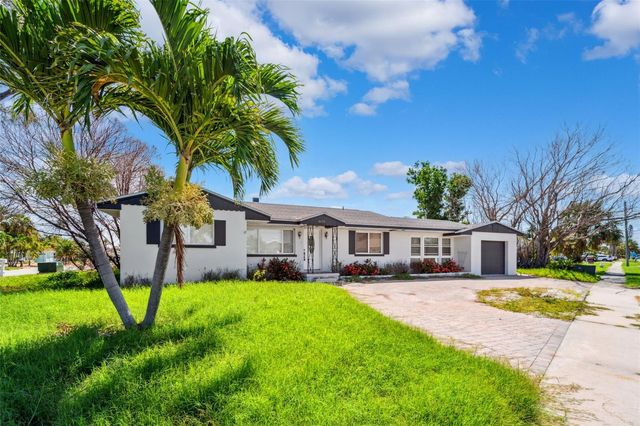 8075 GULF BOULEVARD, St Pete Beach, FL 33706