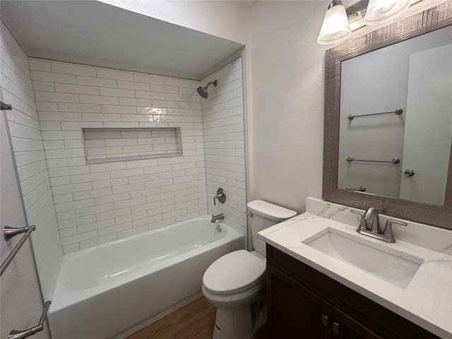 1210 S Clark Road, Cedar Hill, TX 75104