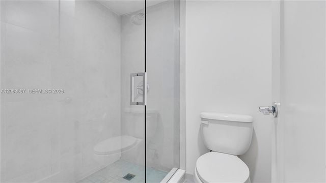 555 NE 34th St 1409, Miami, FL 33137