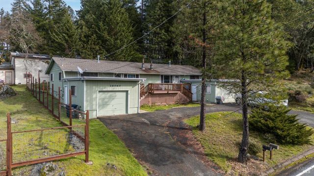 28060 Poppy Dr, Willits, CA 95490