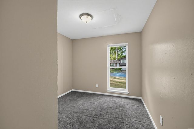 11 Regency Circle, Little Rock, AR 72209