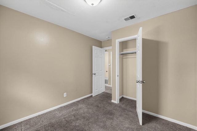 11 Regency Circle, Little Rock, AR 72209