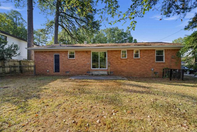 11 Regency Circle, Little Rock, AR 72209
