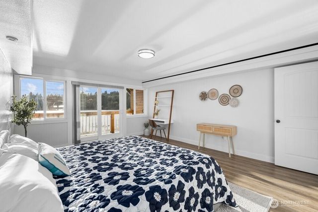 5680 Long Lake Road SE, Port Orchard, WA 98367