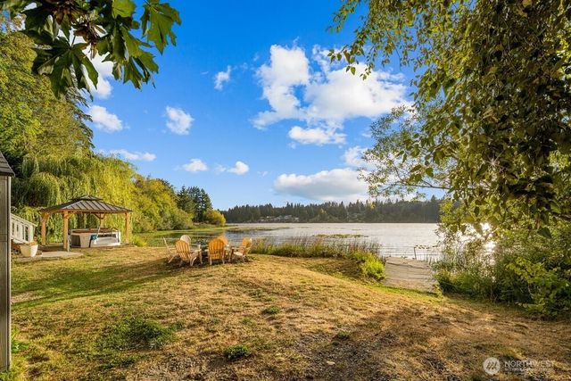 5680 Long Lake Road SE, Port Orchard, WA 98367