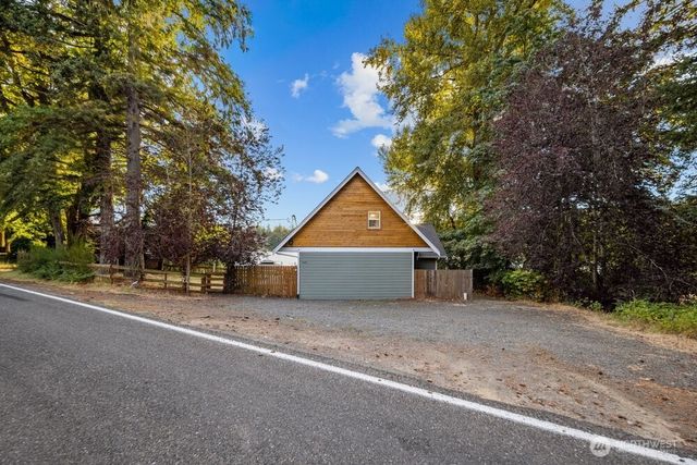 5680 Long Lake Road SE, Port Orchard, WA 98367