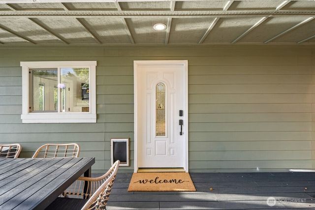 5680 Long Lake Road SE, Port Orchard, WA 98367