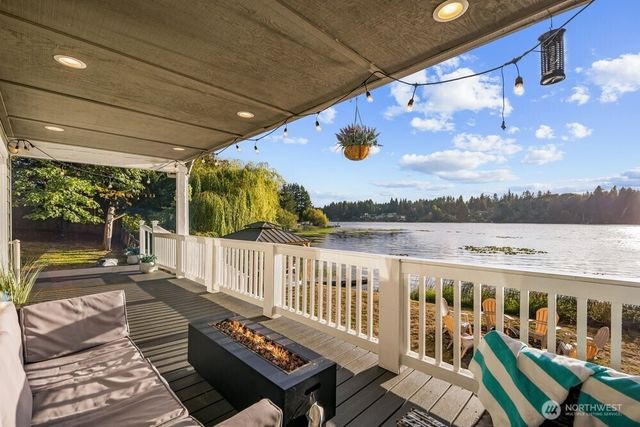 5680 Long Lake Road SE, Port Orchard, WA 98367