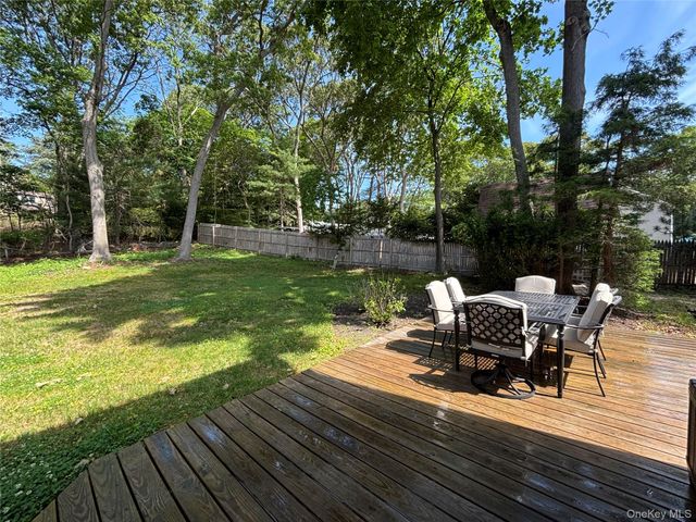 130 Hallock Landing Road, Rocky Point, NY 11778