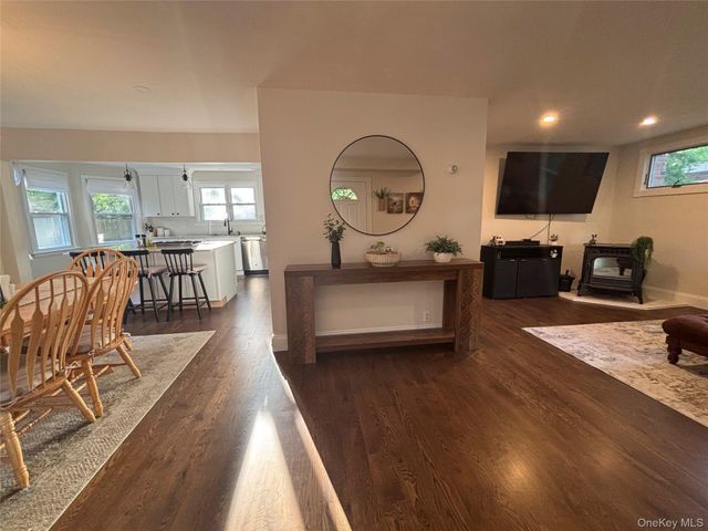130 Hallock Landing Road, Rocky Point, NY 11778
