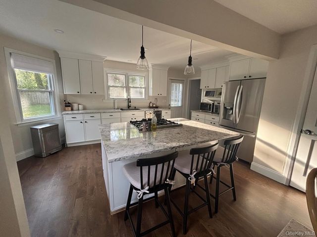 130 Hallock Landing Road, Rocky Point, NY 11778