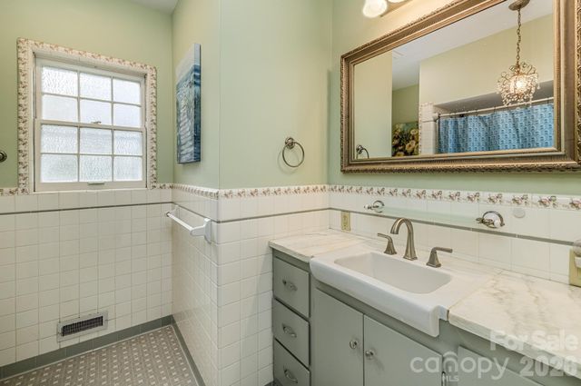 259 Sunset Drive SE, Concord, NC 28025