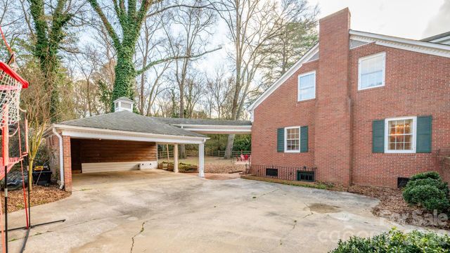 259 Sunset Drive SE, Concord, NC 28025