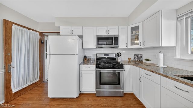 7044 Pitts Boulevard, North Ridgeville, OH 44039