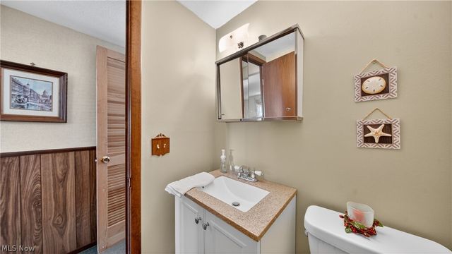 7044 Pitts Boulevard, North Ridgeville, OH 44039