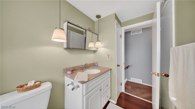 7044 Pitts Boulevard, North Ridgeville, OH 44039