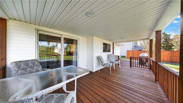 7044 Pitts Boulevard, North Ridgeville, OH 44039