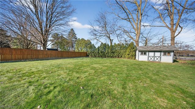 7044 Pitts Boulevard, North Ridgeville, OH 44039