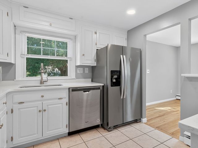 132 Woodley Ave, Boston, MA 02132