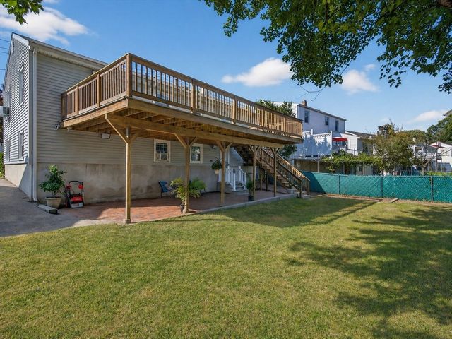 132 Woodley Ave, Boston, MA 02132
