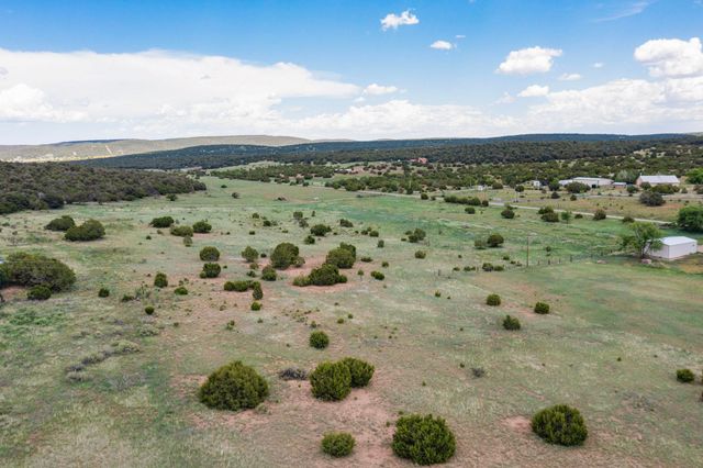 44 BRANNAN Road, Tijeras, NM 87059