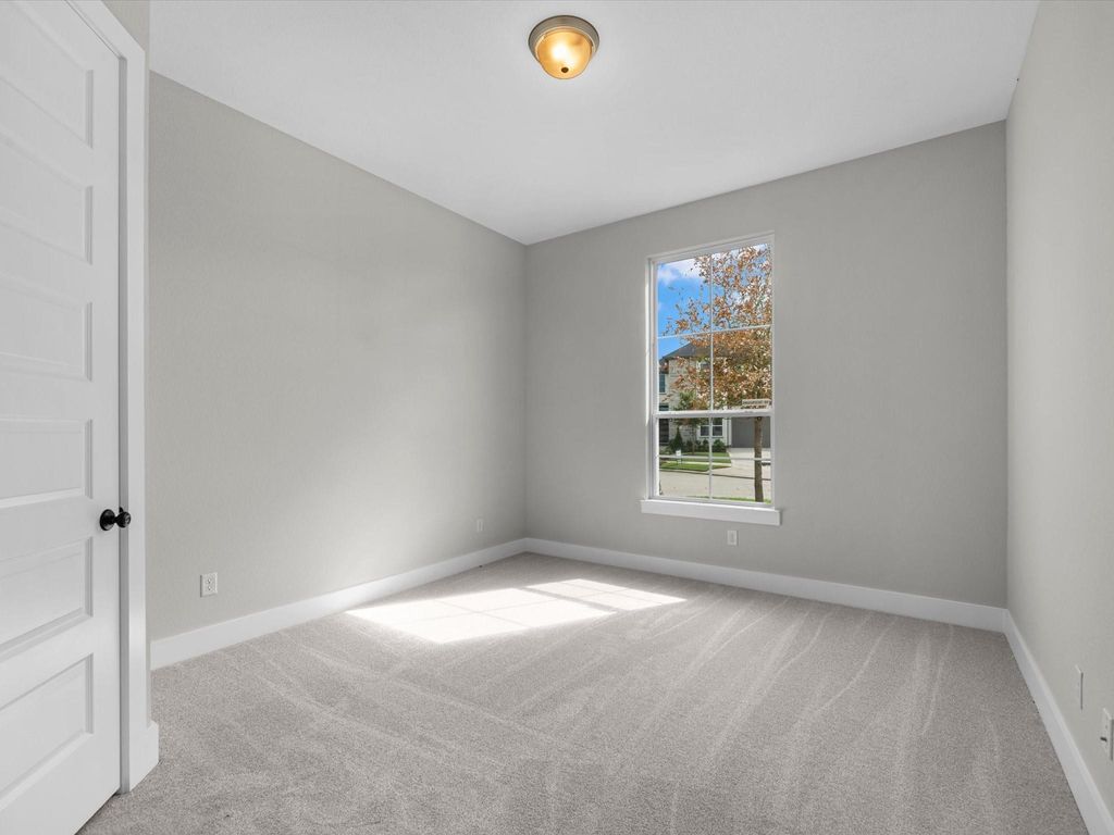 Image 15 of property listing at 2723 Crown Ridge Drive, Missouri City, TX 77459