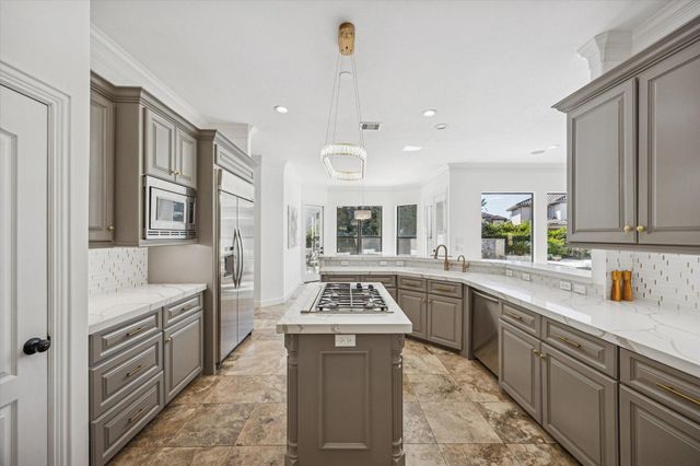 61 Open Sands Court, Sugar Land, TX 77479