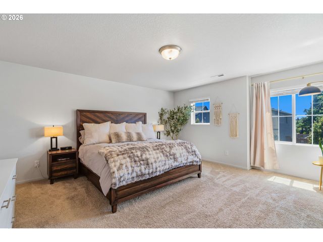 2100 S MEADOWLARK Loop, Ridgefield, WA 98642