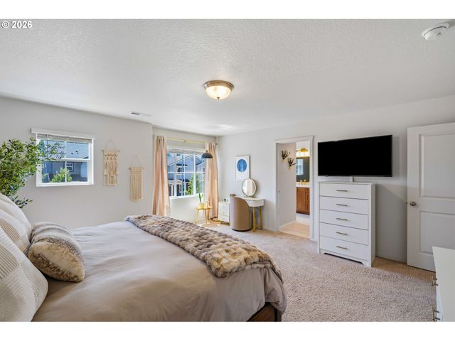 2100 S MEADOWLARK Loop, Ridgefield, WA 98642
