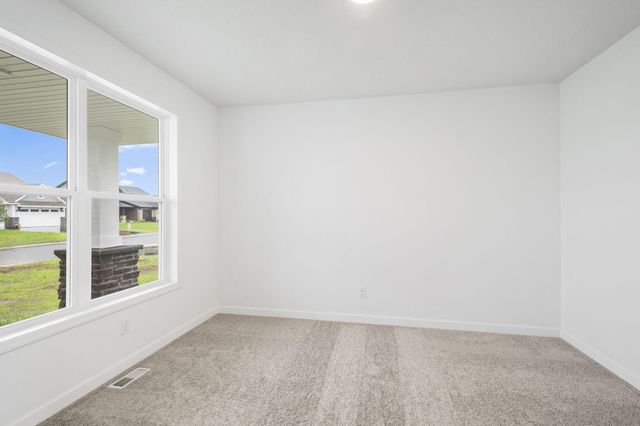 9686 Jasmine Avenue NE, Hanover, MN 55341