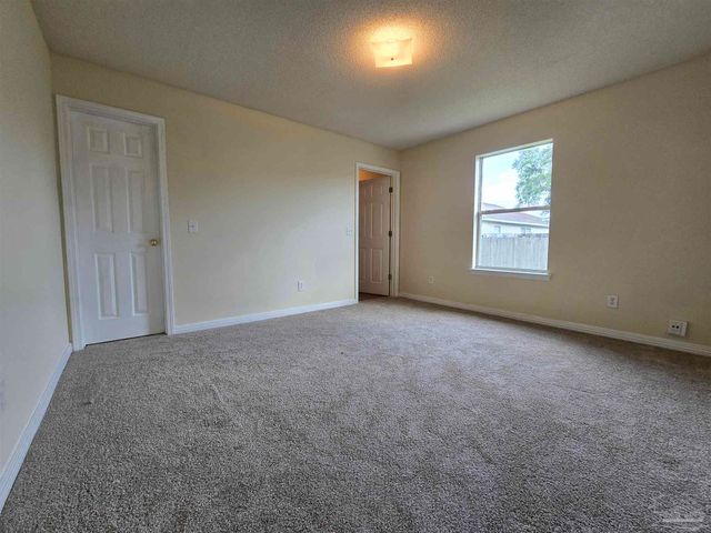 1082 Antigua Cir, Pensacola, FL 32506