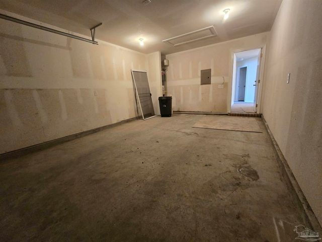 1082 Antigua Cir, Pensacola, FL 32506