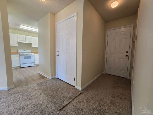 1082 Antigua Cir, Pensacola, FL 32506