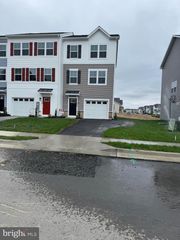 172 MUNSEE CIR, Winchester, VA 22602