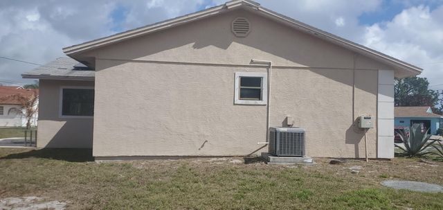 2398 SW Susset Lane, Port St. Lucie, Port St Lucie, FL 34953