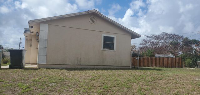 2398 SW Susset Lane, Port St. Lucie, Port St Lucie, FL 34953