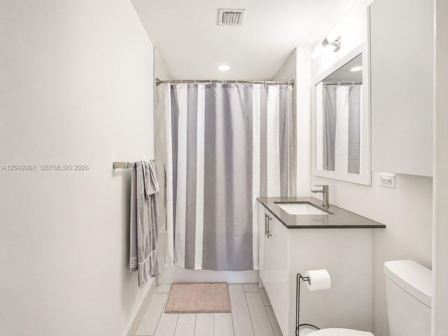 999 SW 1st Avenue 2211, Miami, FL 33130